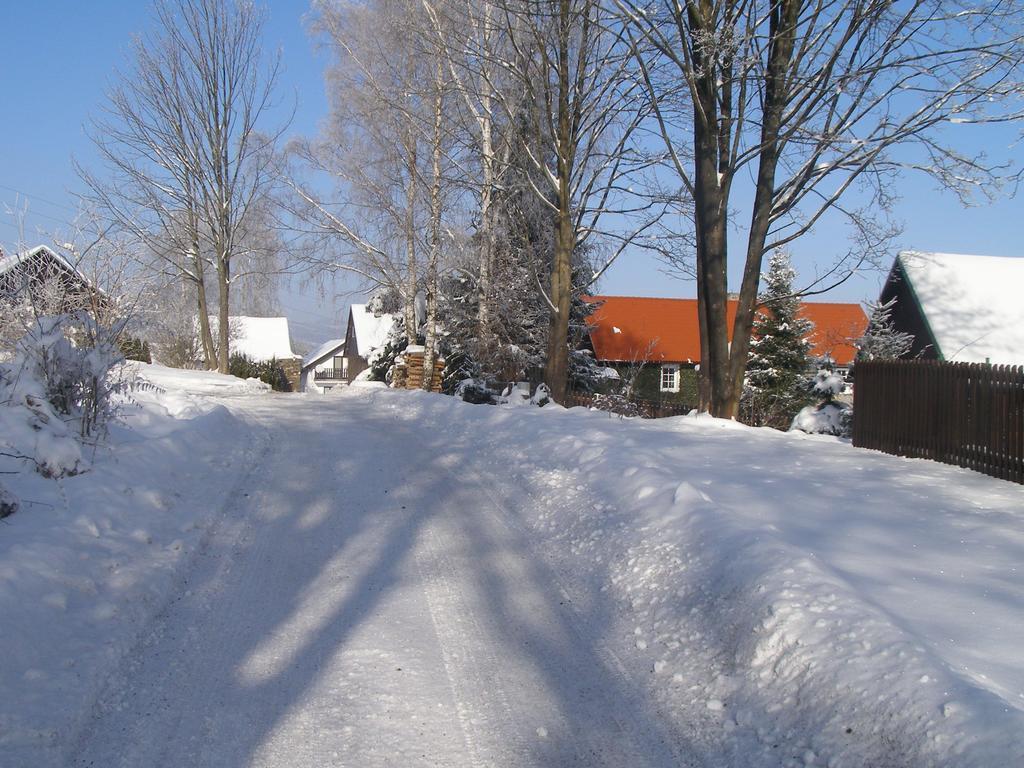 Apartman Dvorecna Loucovice Luaran gambar