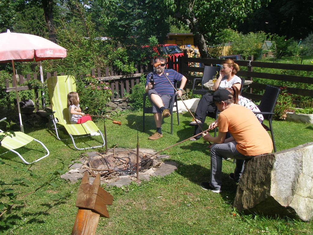 Apartman Dvorecna Loucovice Luaran gambar